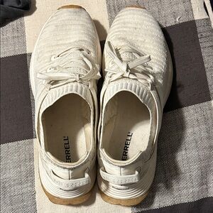 Merrell Men's Cream Sneakers